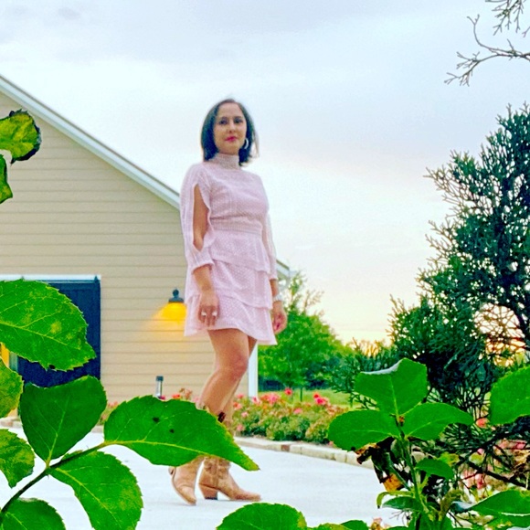 Meet your Posher, Cheryl - Picture 1 of 11